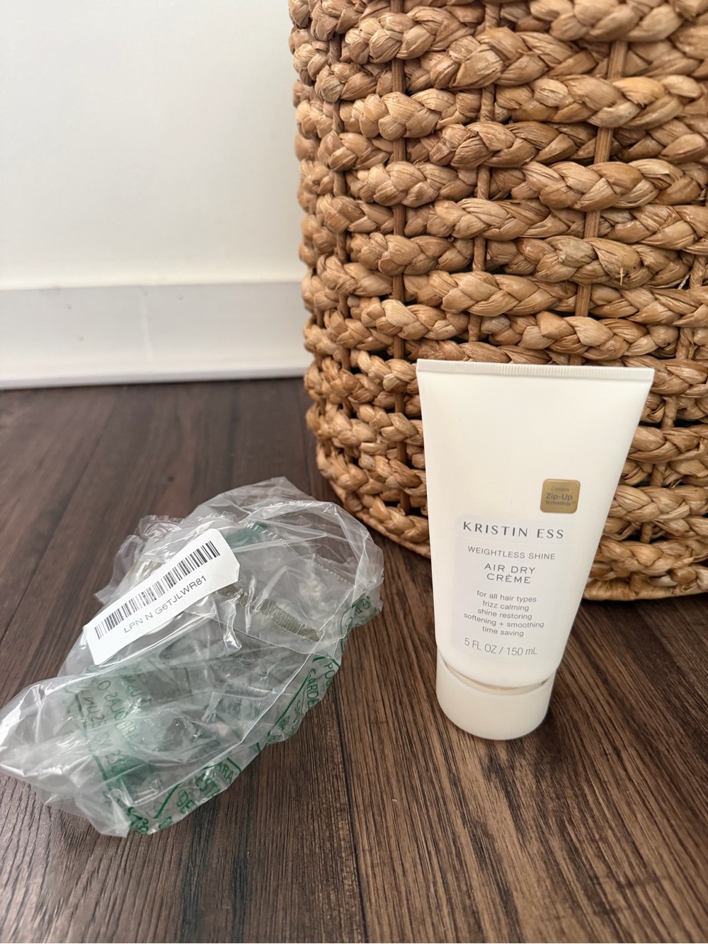 Kristin Ess Weightless Shine Air Dry Cream 5oz special pricing 90% full